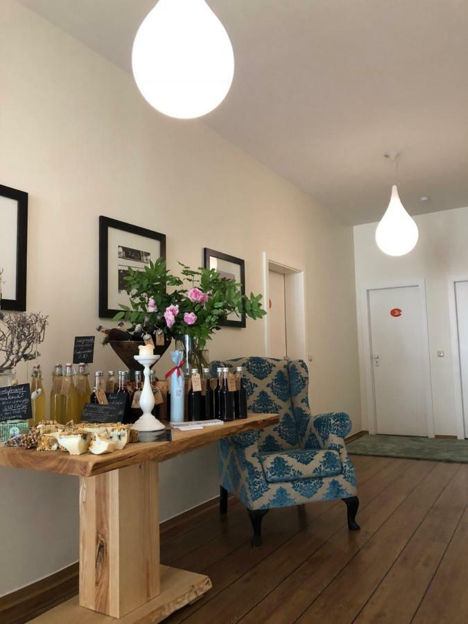 Apartment with Balcony,903071143:JPEG