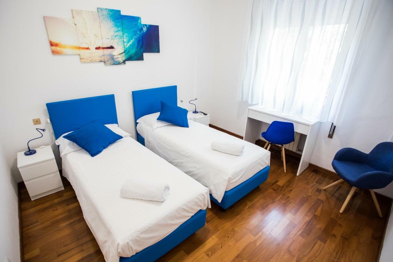 Double or Twin Room with Private Bathroom,891751753:JPEG