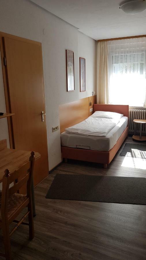 Single Room with Shower,895178785:JPEG