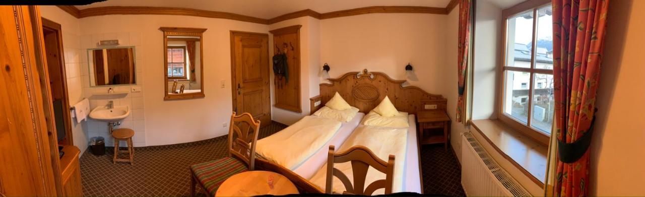 Dreibettzimmer