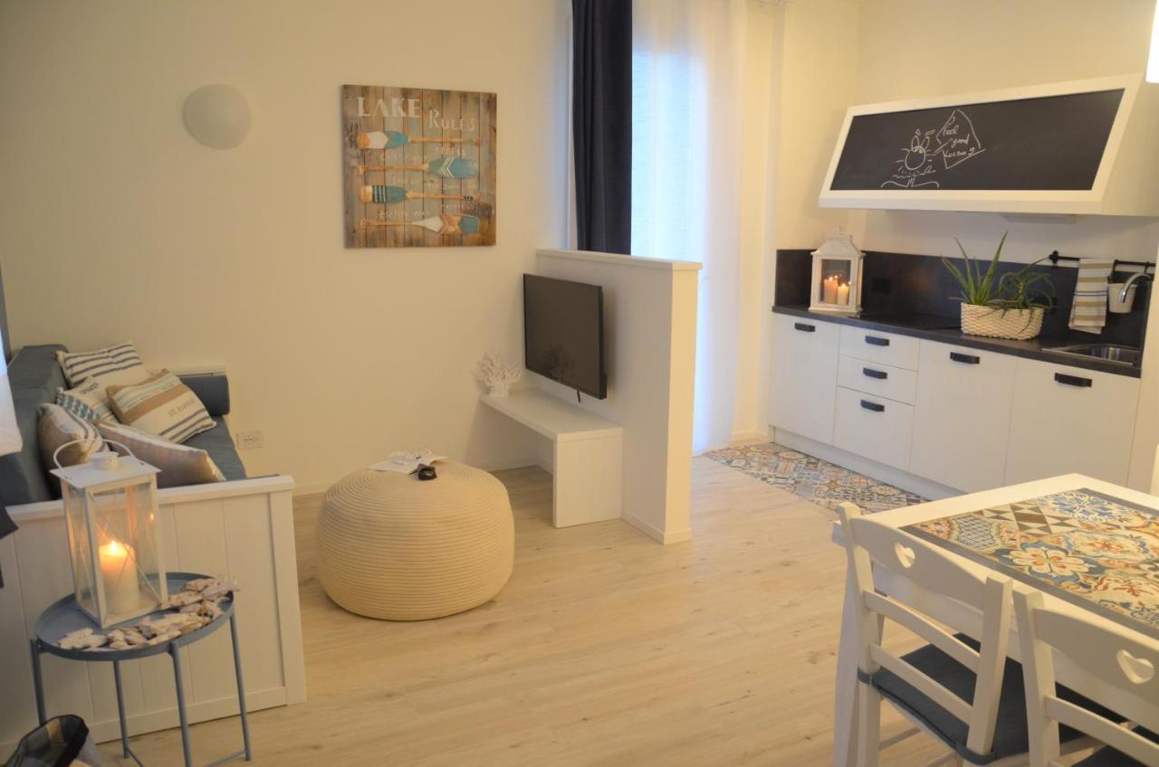 Apartment Terrace,954445252:JPEG