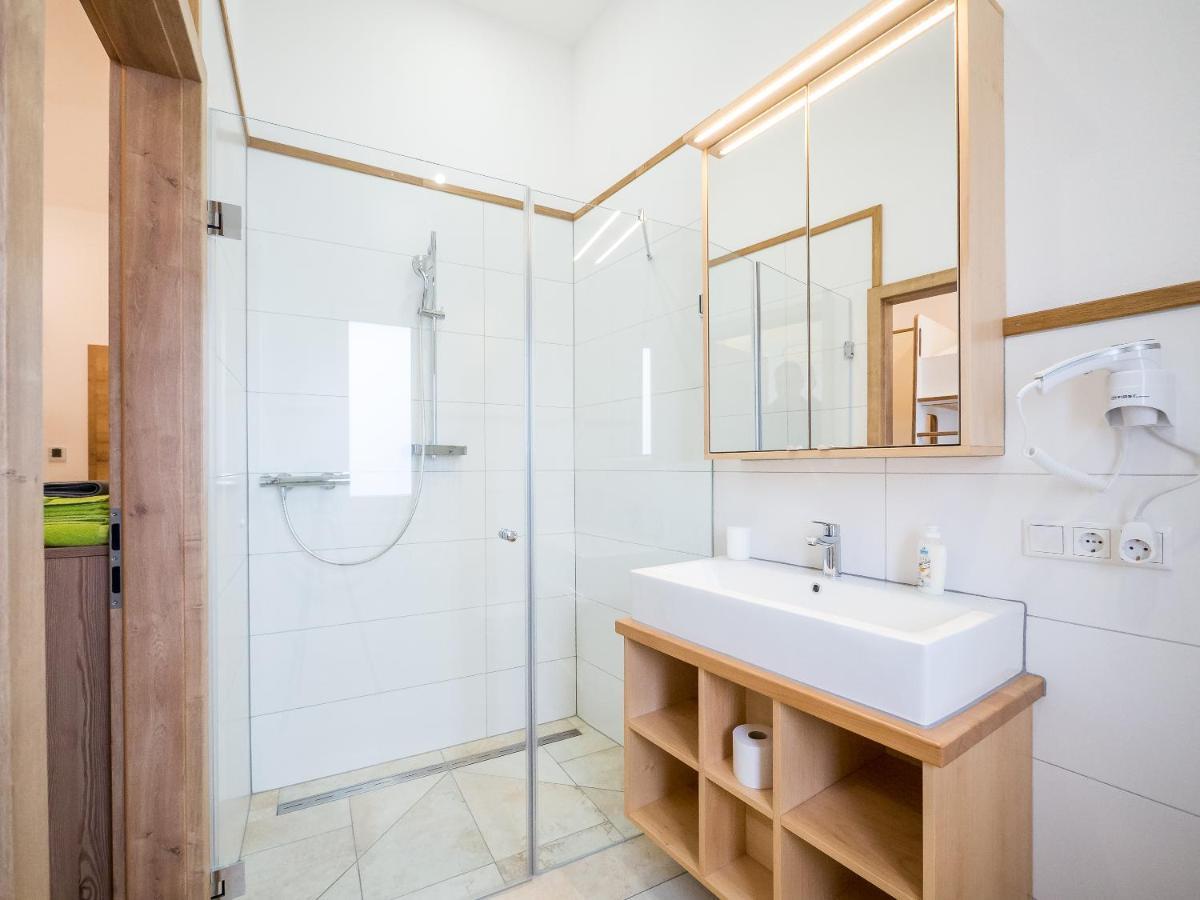 Quadruple Room with Bathroom,970411903:JPEG