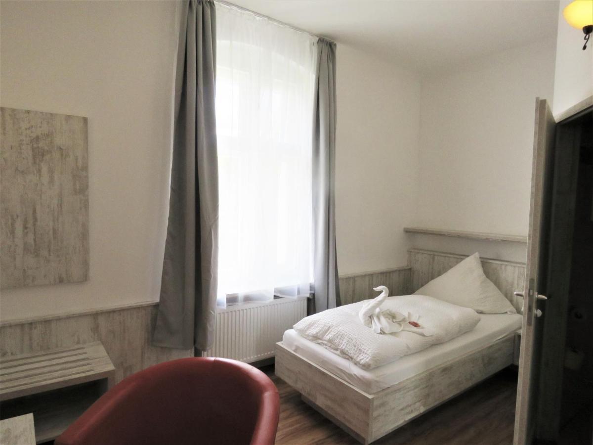 Standard Single Room with Shower,992799514:JPEG