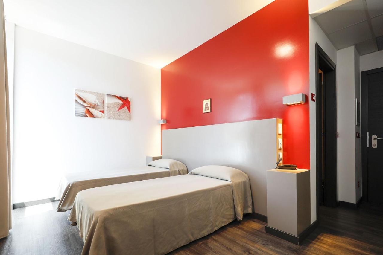 Doppel- oder Zweibettzimmer