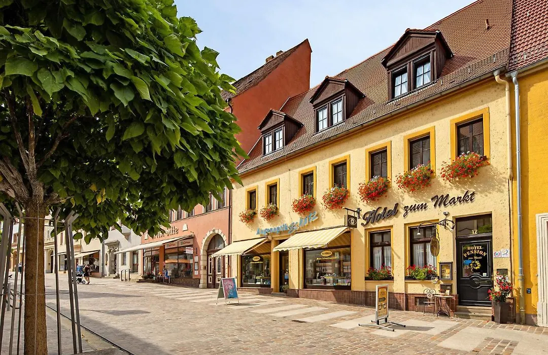 Hotel-Pension zum Markt-1