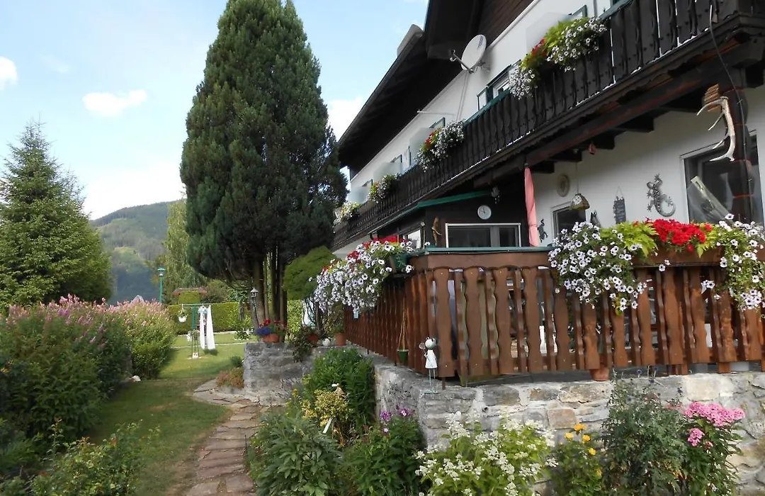 Pension Gierlinger-1