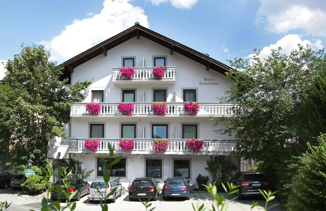 Edelweiss B&B, 24 - 7 contactless check-in-1