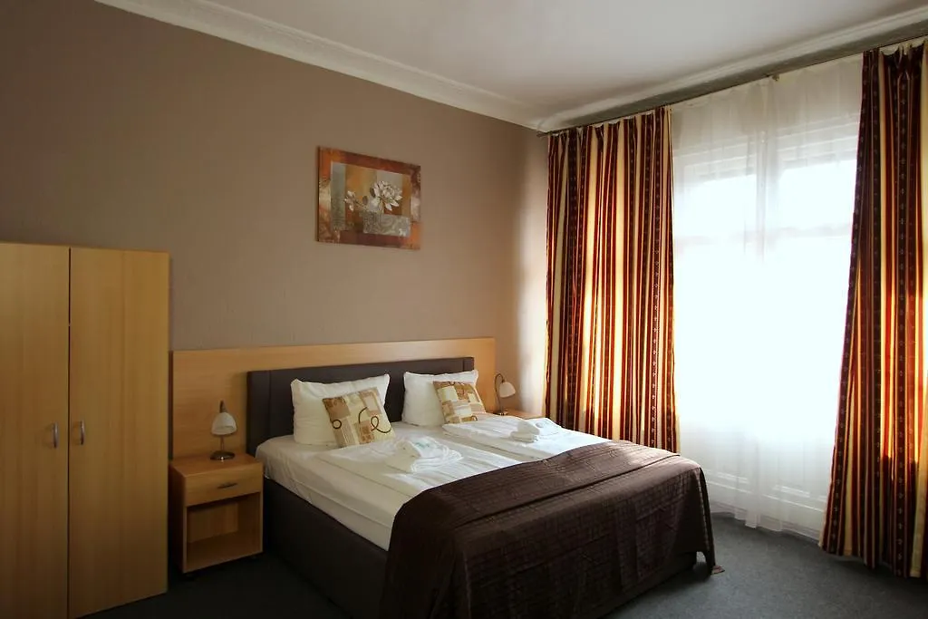 Hotel Elegia am Kurfürstendamm-1