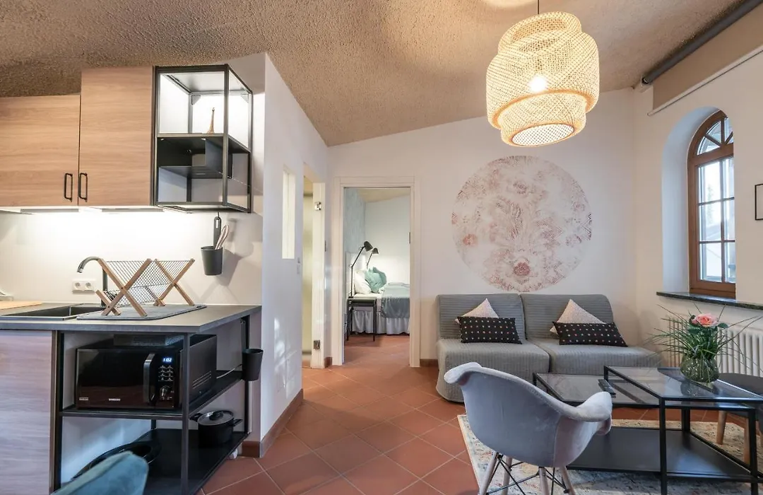 Schloss-Castel Pienzenau - Guestrooms&Apartments - B&B-Hotel&Restaurant-1