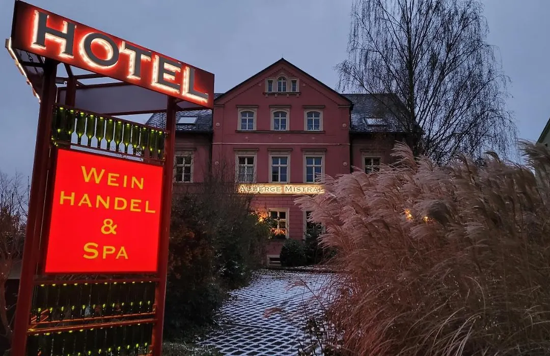Wein-Hotel Auberge Mistral-1