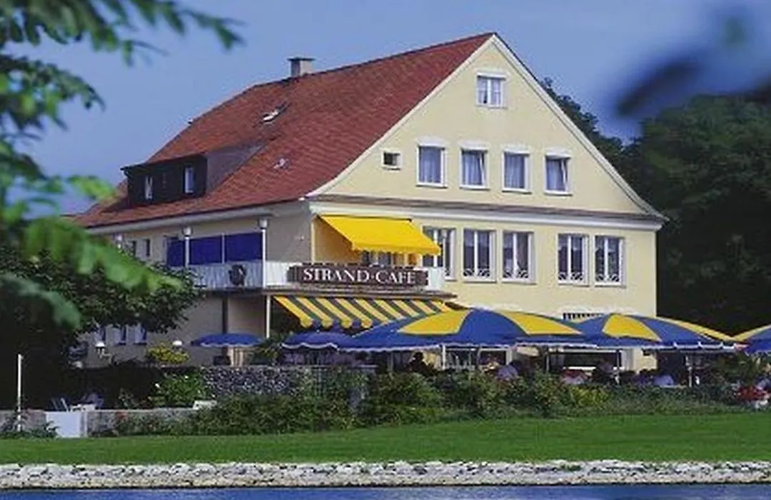 Hotel Strand-Café mit Gästehaus Charlotte-1