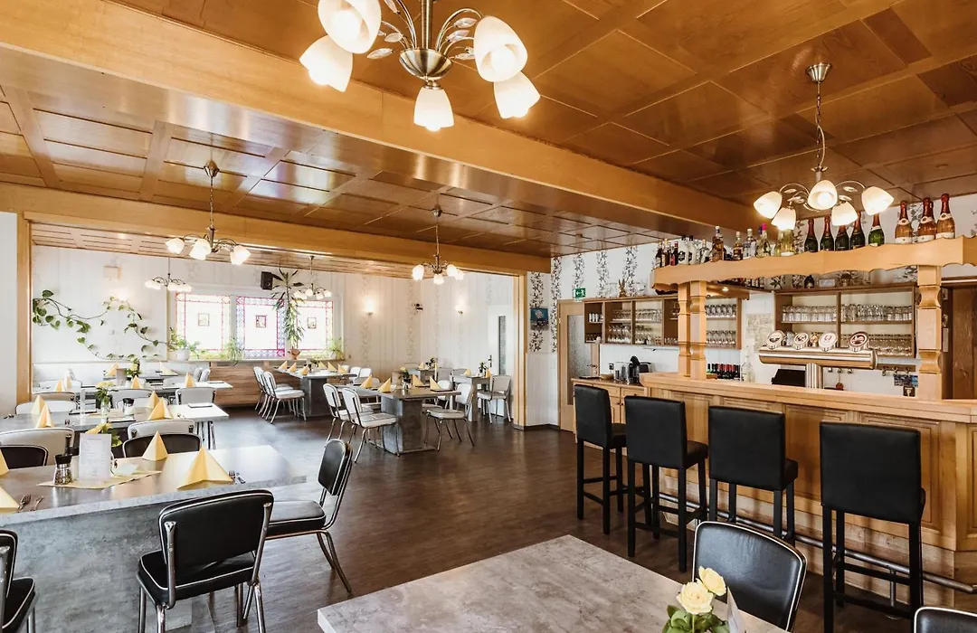 REBENTISCH - Hotel FERIENWOHNUNGEN Restaurant-1