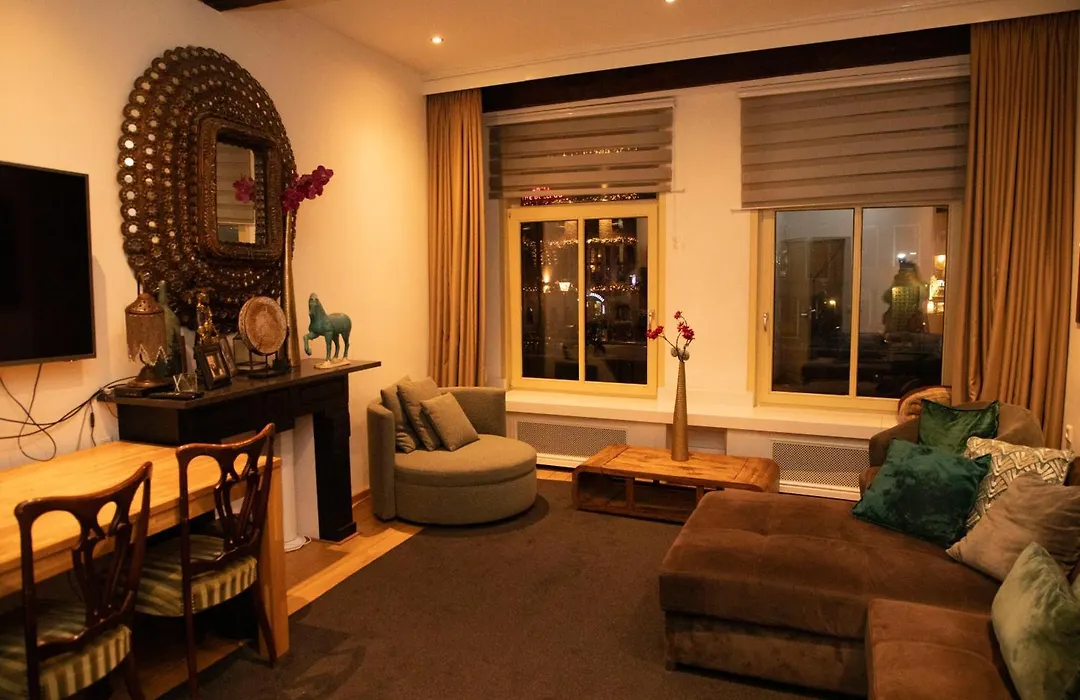Red Light District B & B Canal View-1