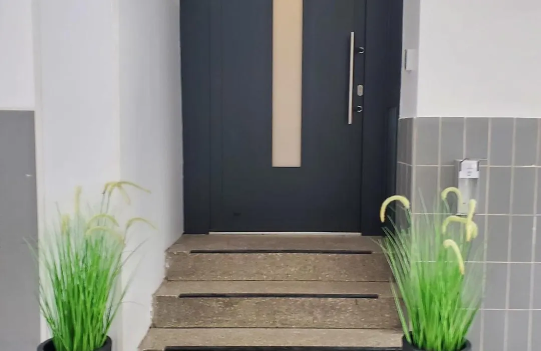 GuestHouse Köhn51, zentral gelegene, stilvoll eingerichtete Zimmer mit eigener Teeküche-1
