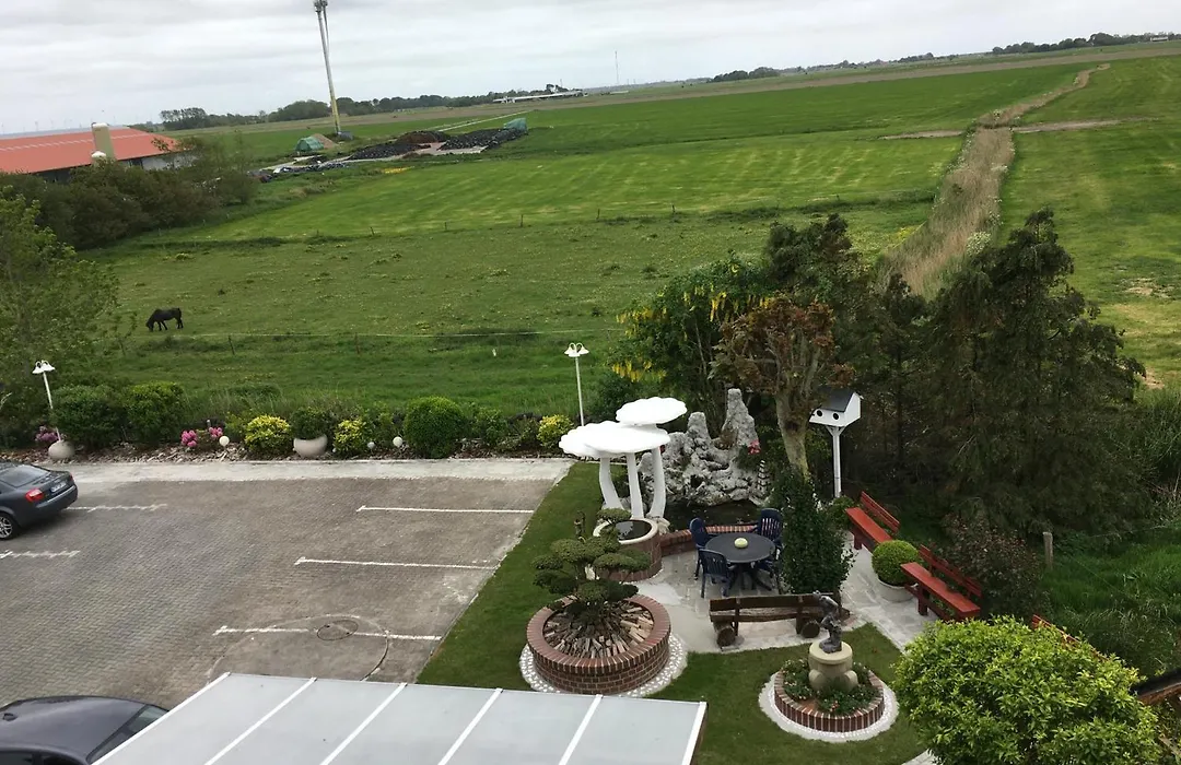 Garni Hotel-Pension Holum-1