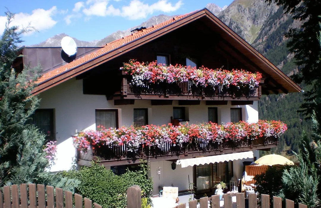 Haus Sonnenhang-1