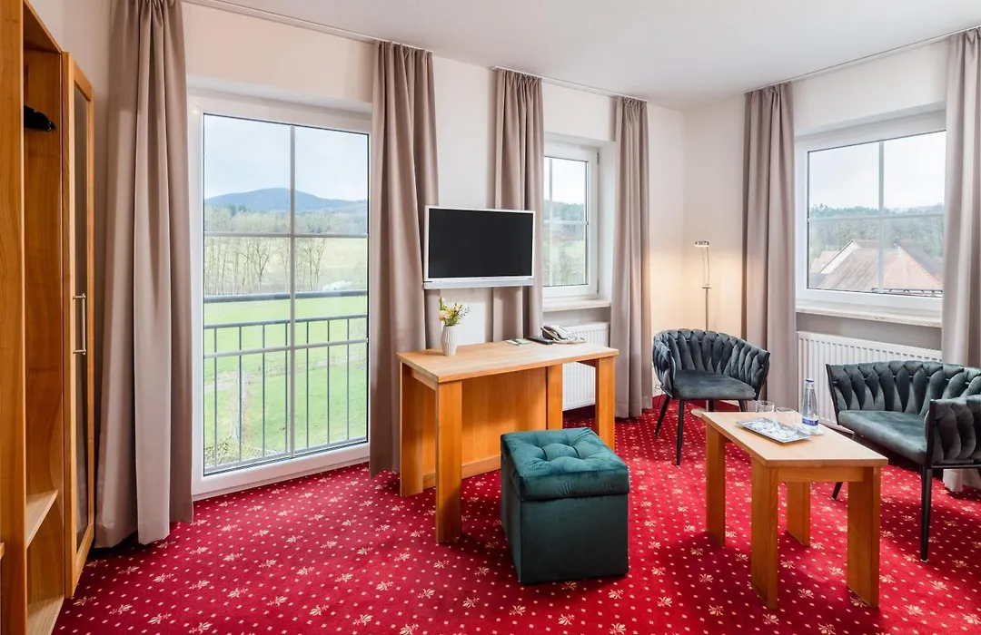 Landhotel-Gasthof Grüner Baum-1