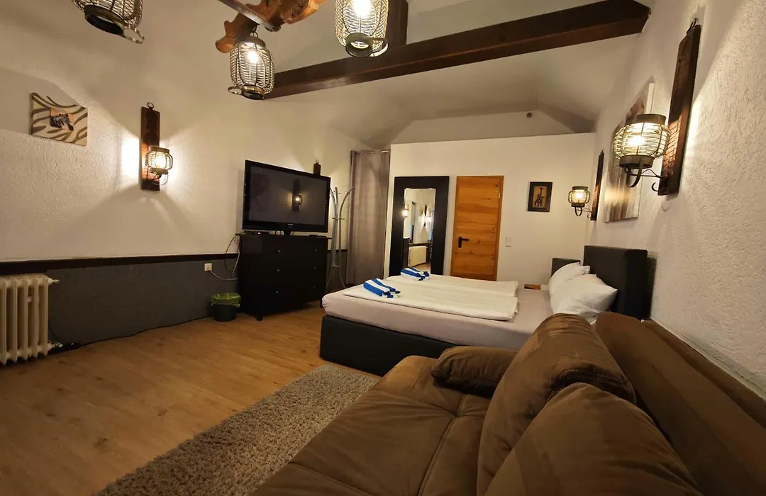 Pension Riverside in Leverkusen Hitdorf am Rhein - Zentral an der A1 und 59-1