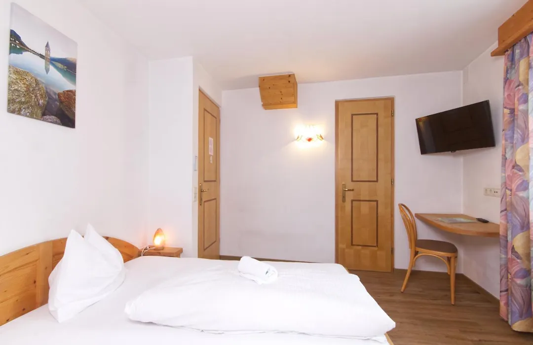 Pension & Residence Astoria-1