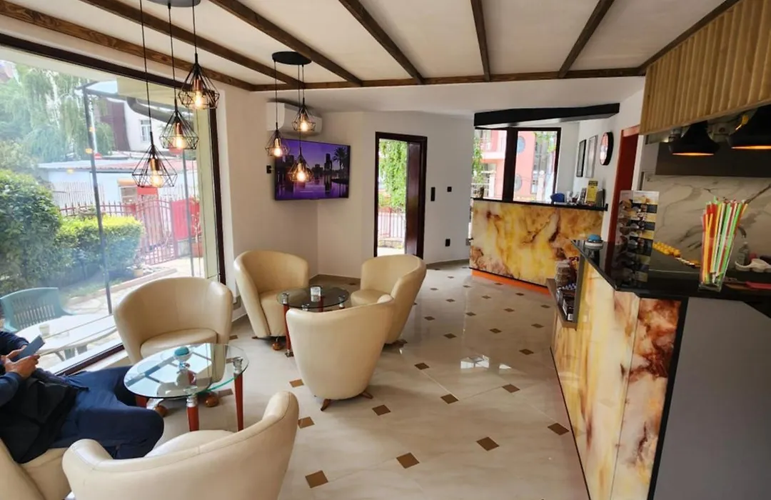 Guest House Granat-1