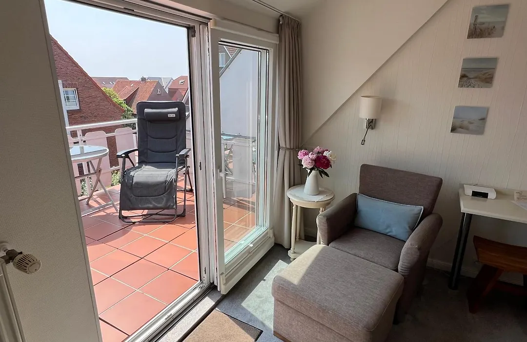 Hotelpension Sanders Höft - Direkt am Strandaufgang-1