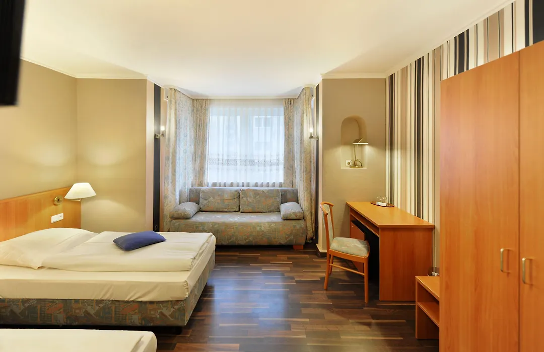 Fair Hotel Villa Diana-1