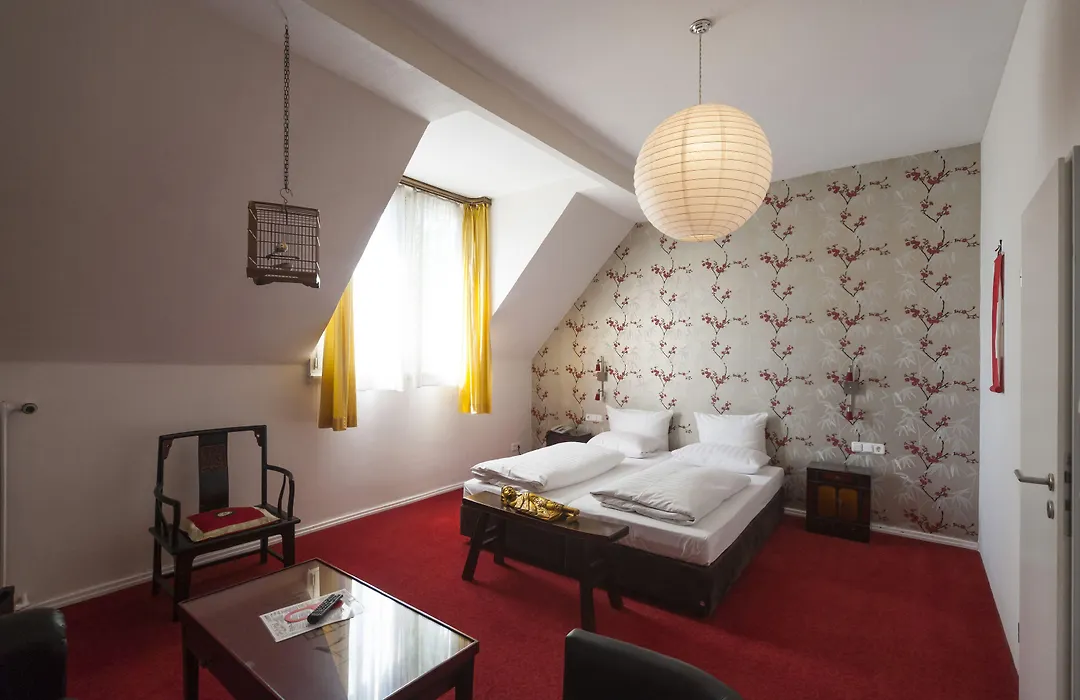 Hotel am Berg-1