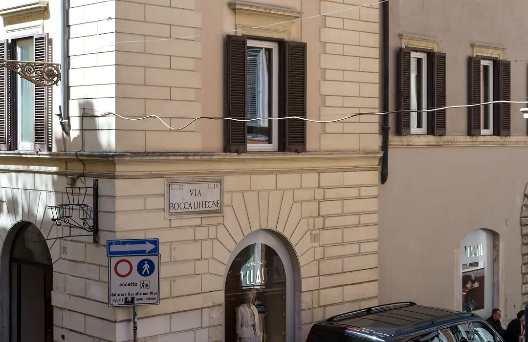 Rome Frattina27-1