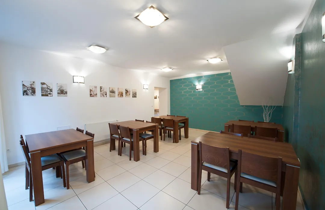 Hotel Garni Pod Skalkou-1