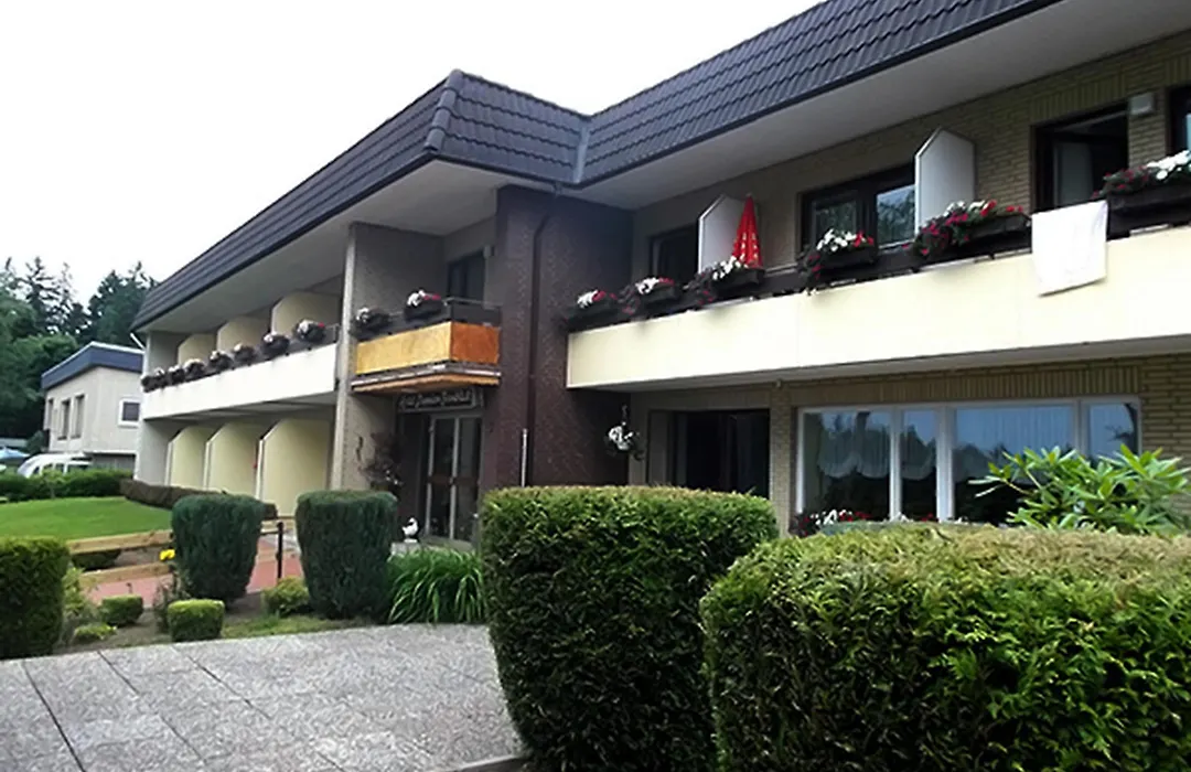 Hotel Pension Fernblick-1