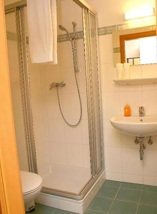 Evido Rooms-1