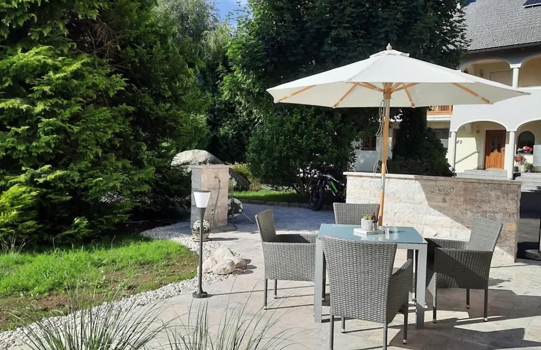 Pension Kreuzinger, 5310 Tiefgraben-1