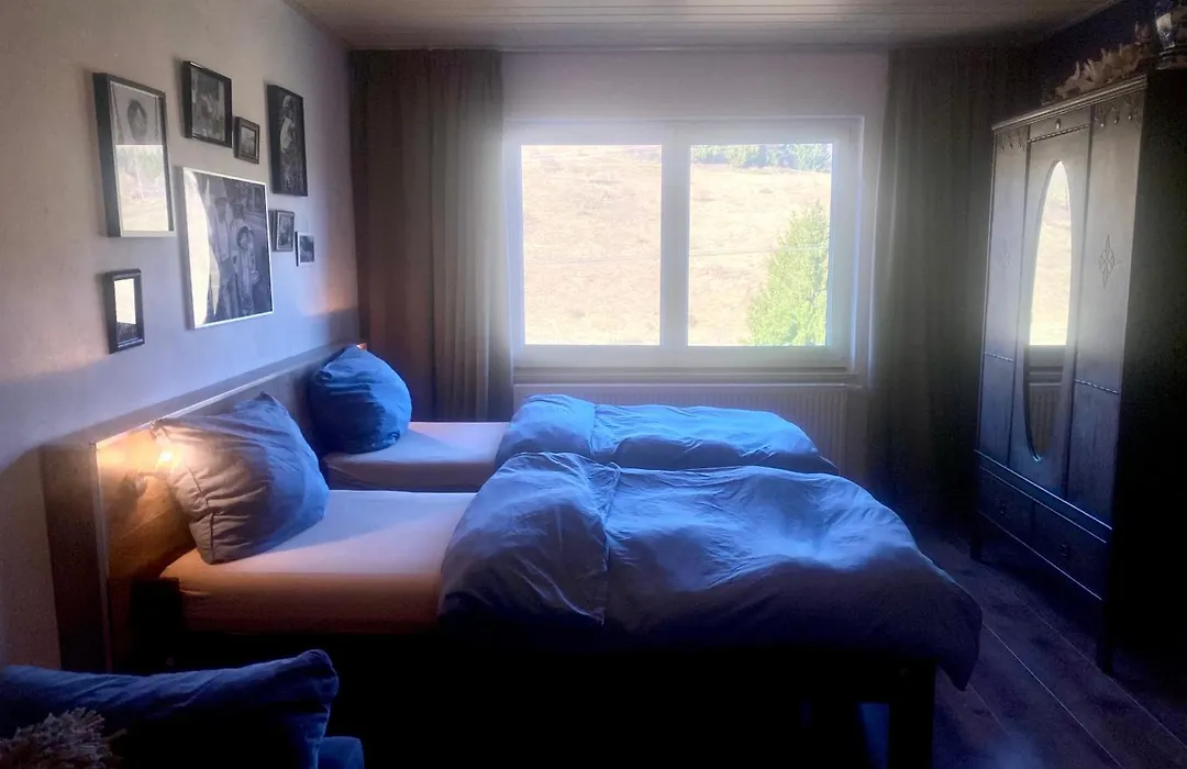 Pension Obere Juchhe in Thüringen Kleines, familiäres Pension mit 4 Zimmern und einem geräumigen Apartment, ideal für Familien und kleine Gruppen-1