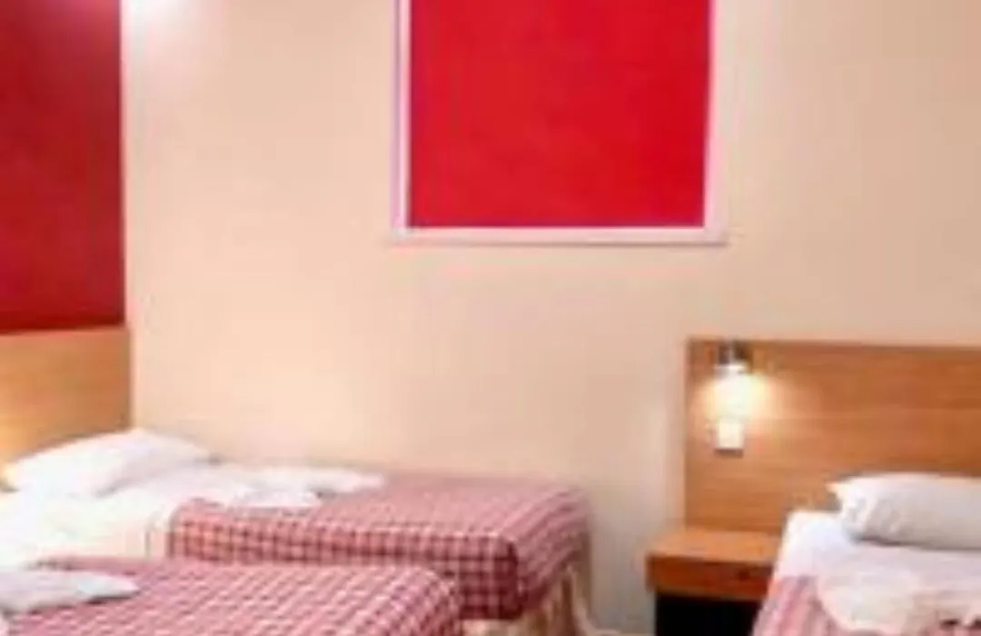 Carlton Hotel-1