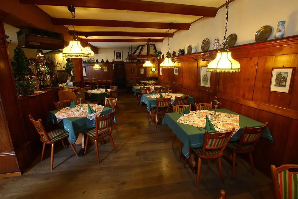 Hotel Roter Hahn-1