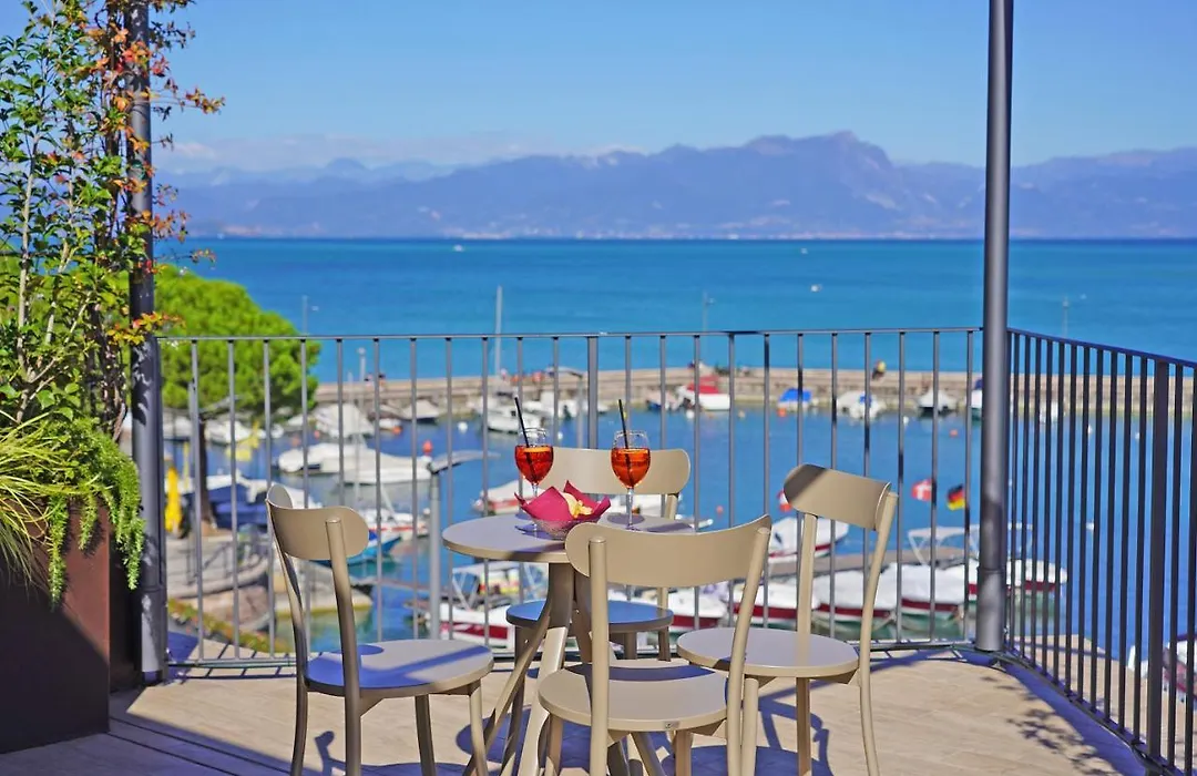 Riviera Carducci Rooms-1