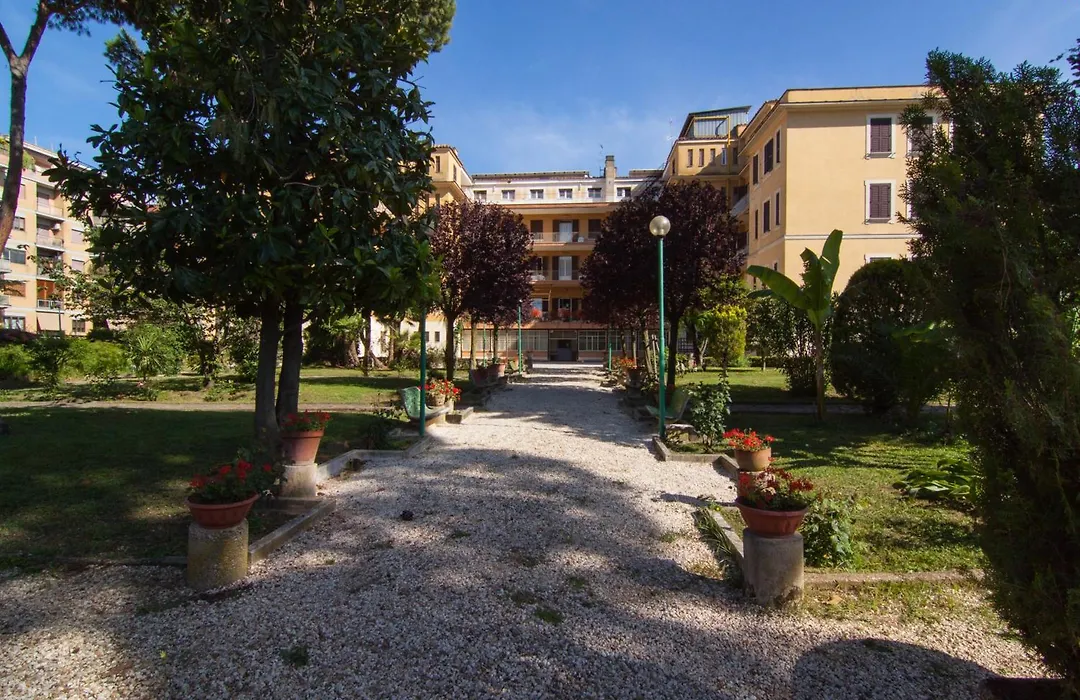 Ostello Villa Monte Mario-1