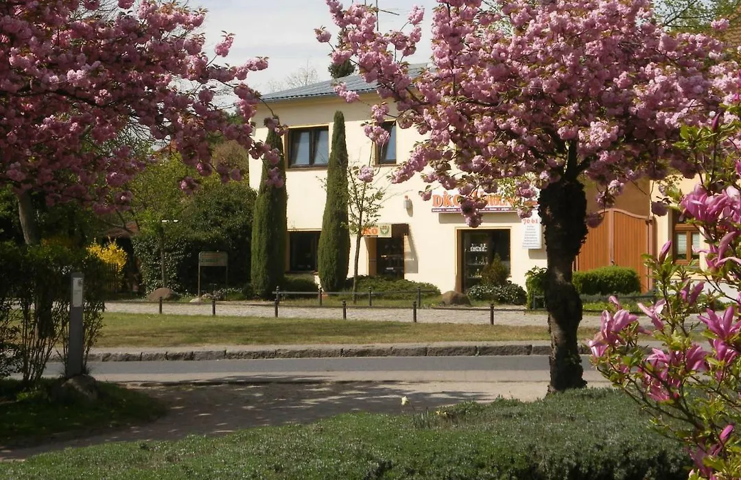 Pension Am Schloß-1