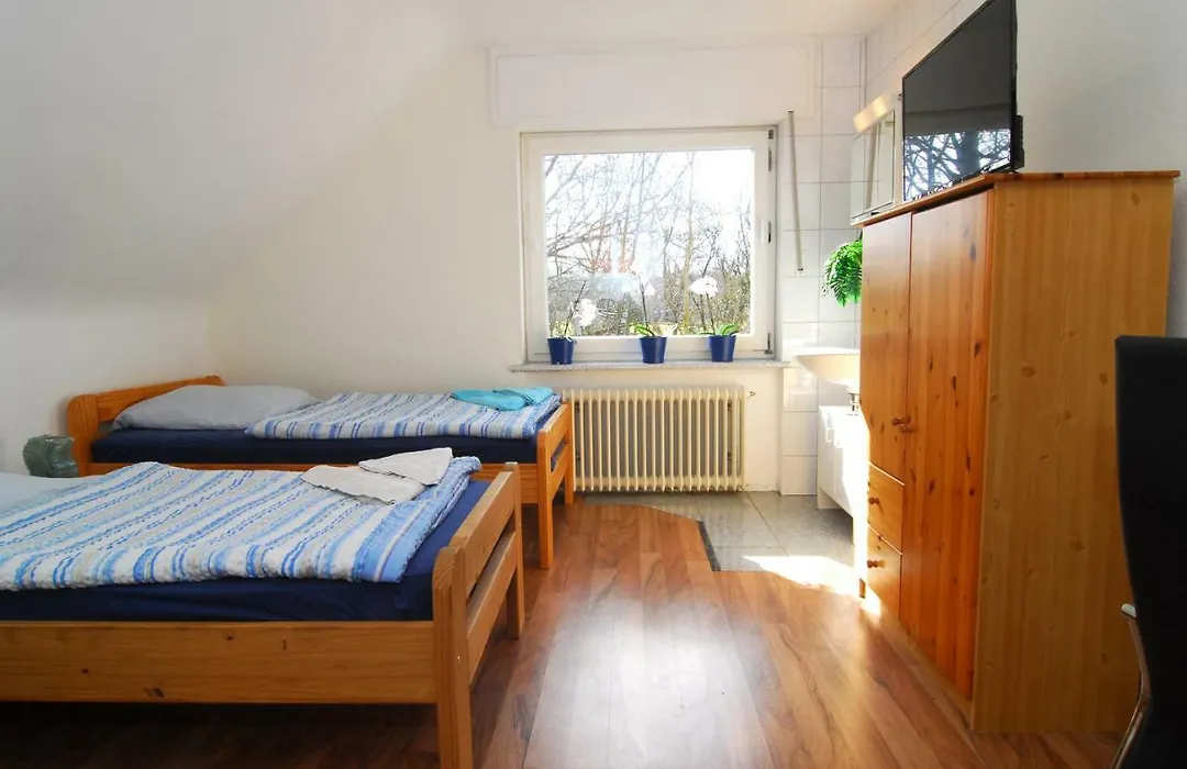 Ferienwohnung + Monteurwohnungen Krings-1