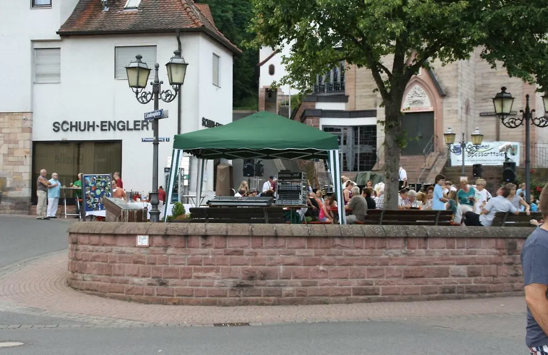 Gasthof und Pension Zur Frischen Quelle-1