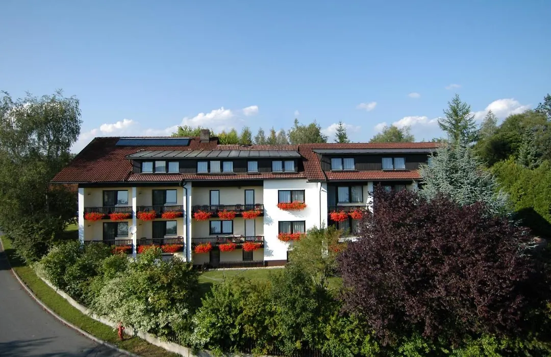 Hotel Dreisonnenberg-1