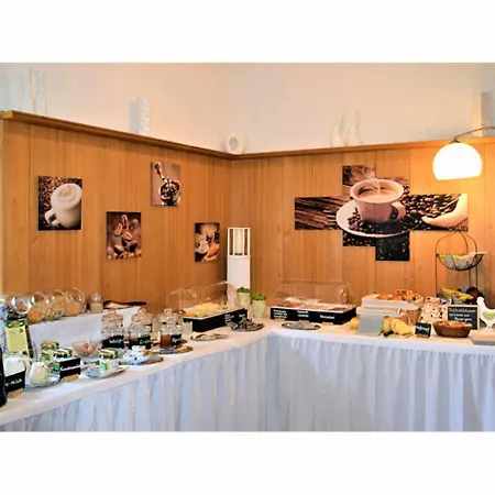 Pension an der Linde-3