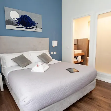 Eighty Four Rooms-3