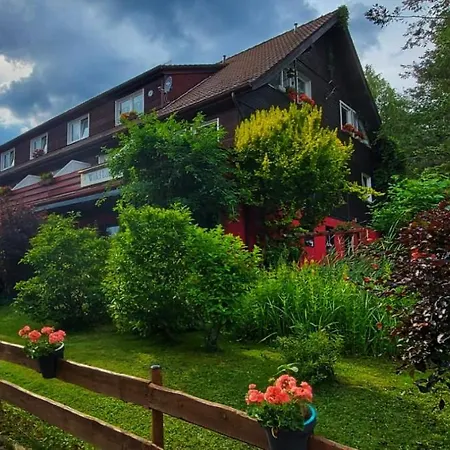 Wald-Landhaus-2