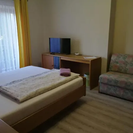 Hotel Waldidyll-3