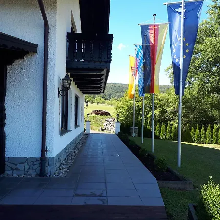 Hotel - Gasthof Spessarttor&Hotel Bergwiesen - Zimmer mit Balkon-3