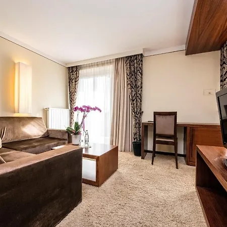 Sporthotel Fichtenhof-2