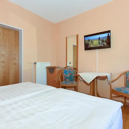 Hotel-Pension Altes Siel-3