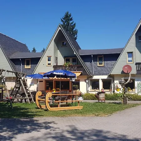 Hotel-Pension Rennsteighuette Frauenwald-3