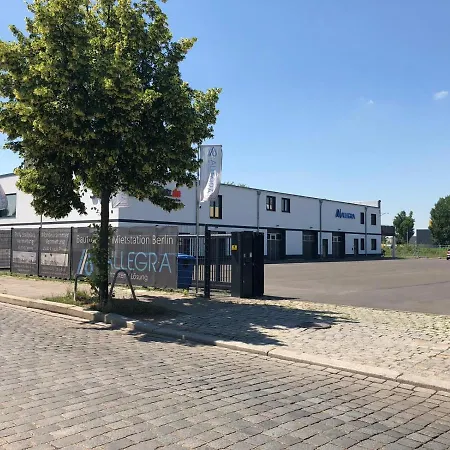 Monteurzimmer Berlin Pankow mit Dachterrasse - Nur 10 min. von der A10 - 3 Zimmer/ 7 Betten-2